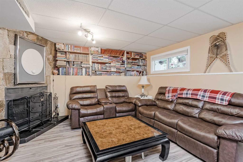 Listing A2077725 - Large Photo # 22