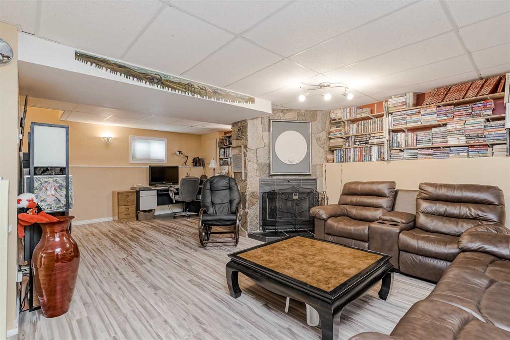 Listing A2077725 - Large Photo # 23