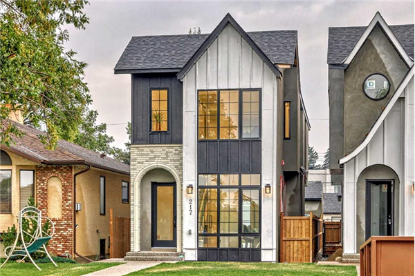 217 24 Avenue NW, Calgary