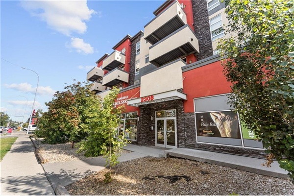 2308 Centre Street NE, Calgary