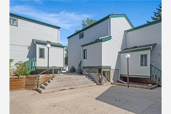 131 Templehill Drive NE, Calgary