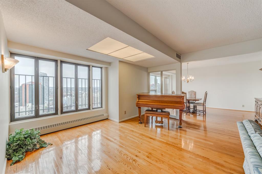 Listing A2078150 - Large Photo # 15