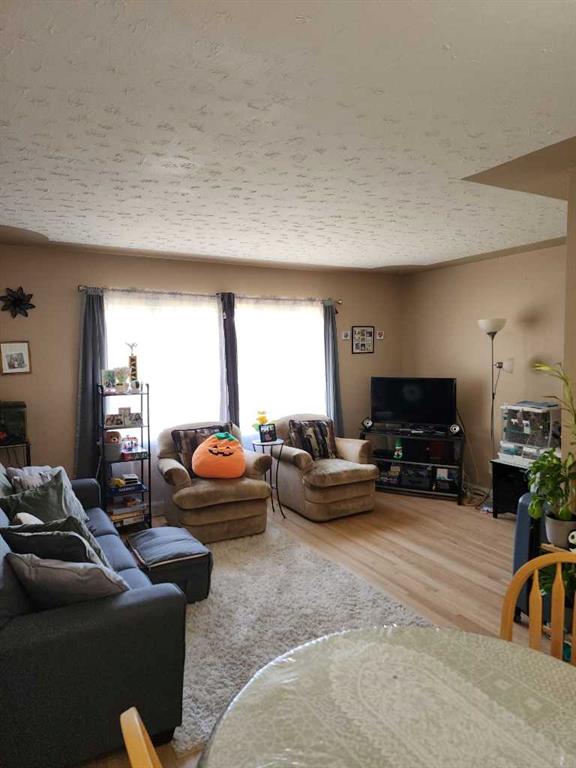Listing A2078341 - Large Photo # 4