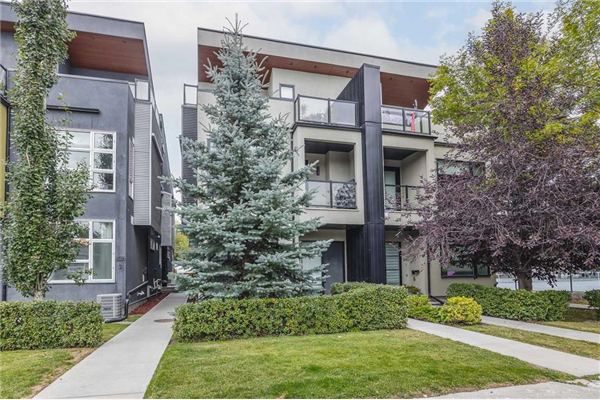 838 Mcpherson Road NE, Calgary