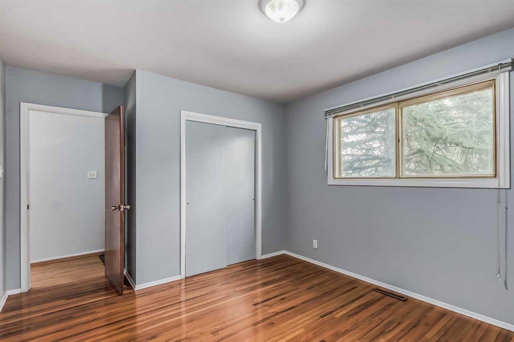 Listing A2079090 - Large Photo # 25