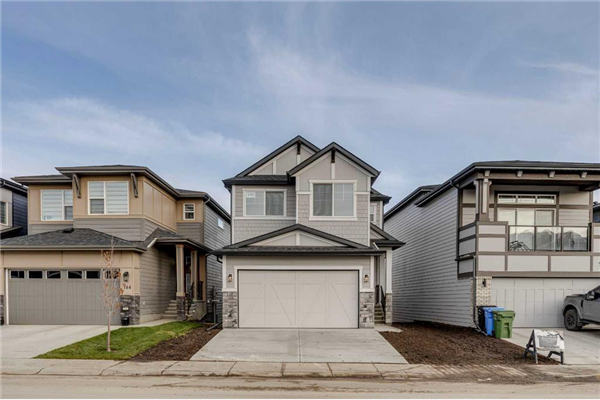 148 Cranbrook Gardens SE, Calgary