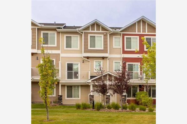 52 REDSTONE Circle NE, Calgary
