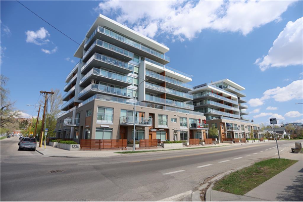 1234 5 Avenue NW, Calgary
