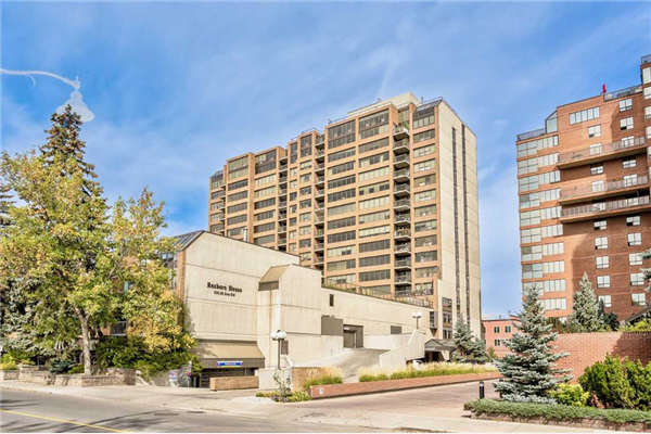 330 26 Avenue SW, Calgary