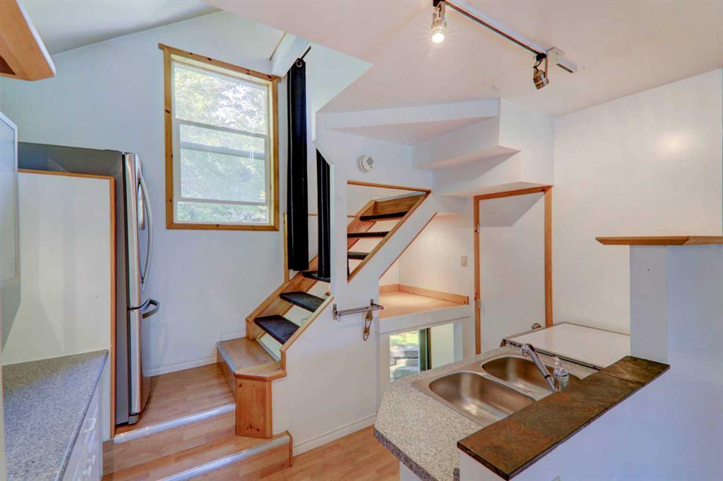 Listing A2079633 - Large Photo # 12