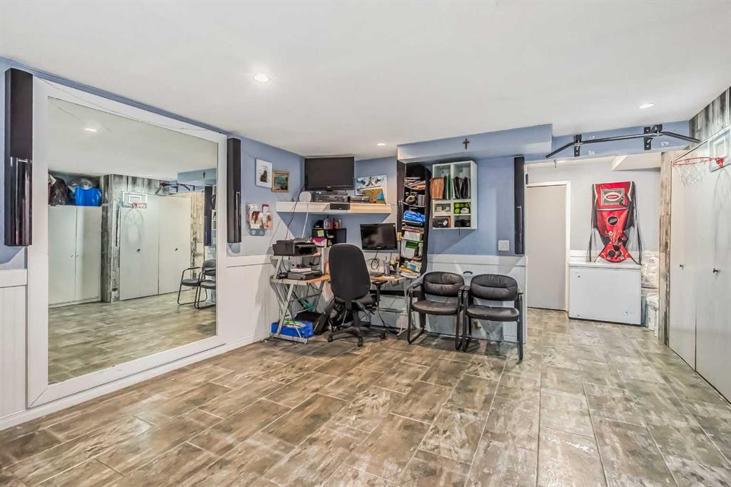 Listing A2079919 - Large Photo # 24