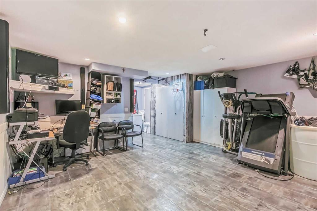 Listing A2079919 - Large Photo # 25