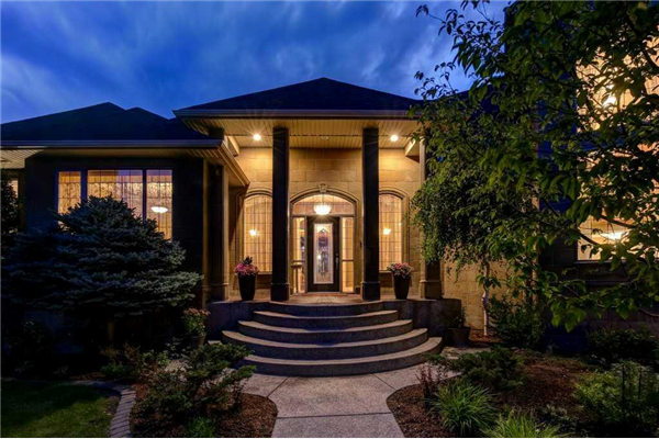 71 Lynx Meadows Drive NW, Calgary