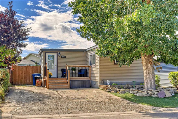 208 Big Hill Circle SE, Airdrie