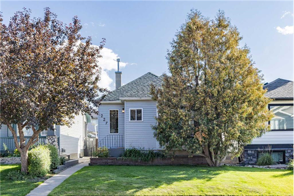 227 28 Avenue NE, Calgary