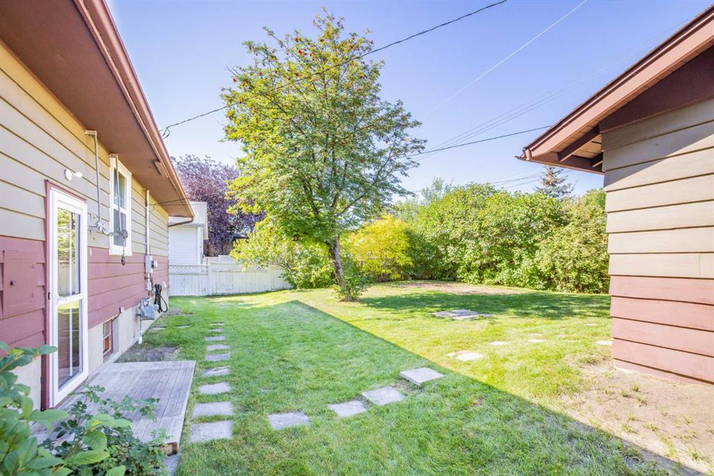 Listing A2080848 - Large Photo # 32
