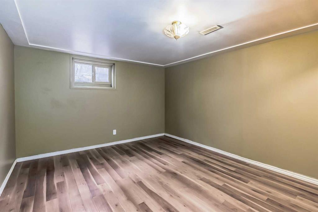 Listing A2080864 - Large Photo # 23