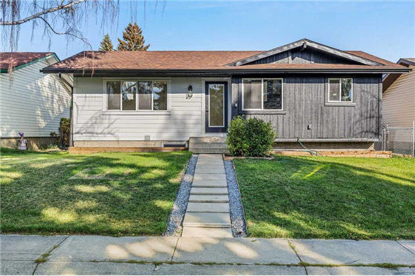 127 Mardale Crescent NE, Calgary