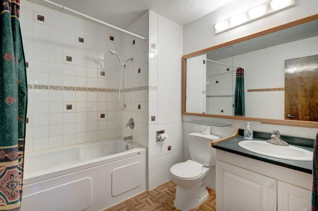 Listing A2081328 - Large Photo # 19