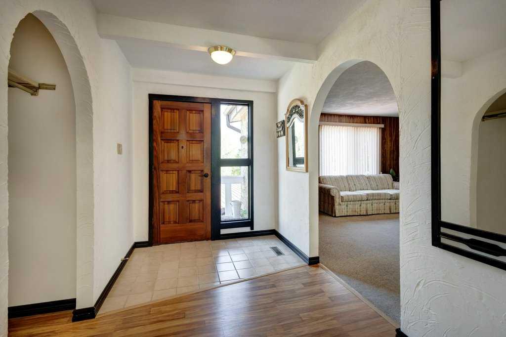 Listing A2081328 - Large Photo # 4