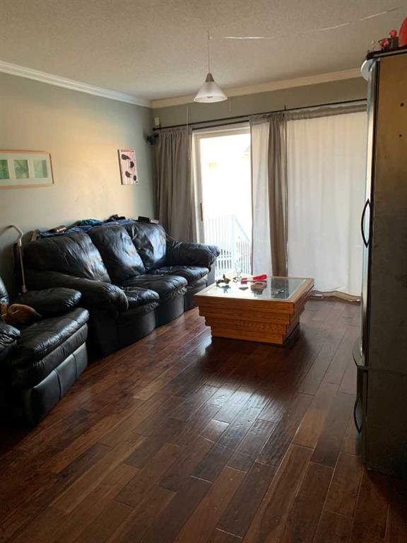 Listing A2081391 - Large Photo # 4