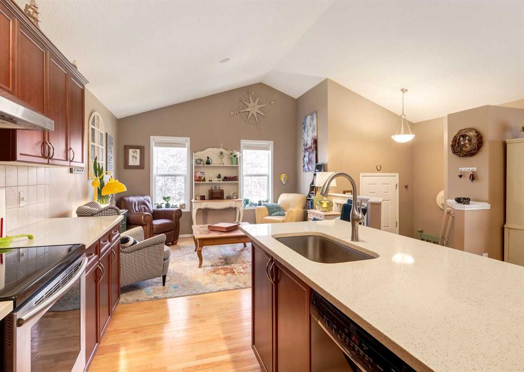 Listing A2081468 - Large Photo # 10