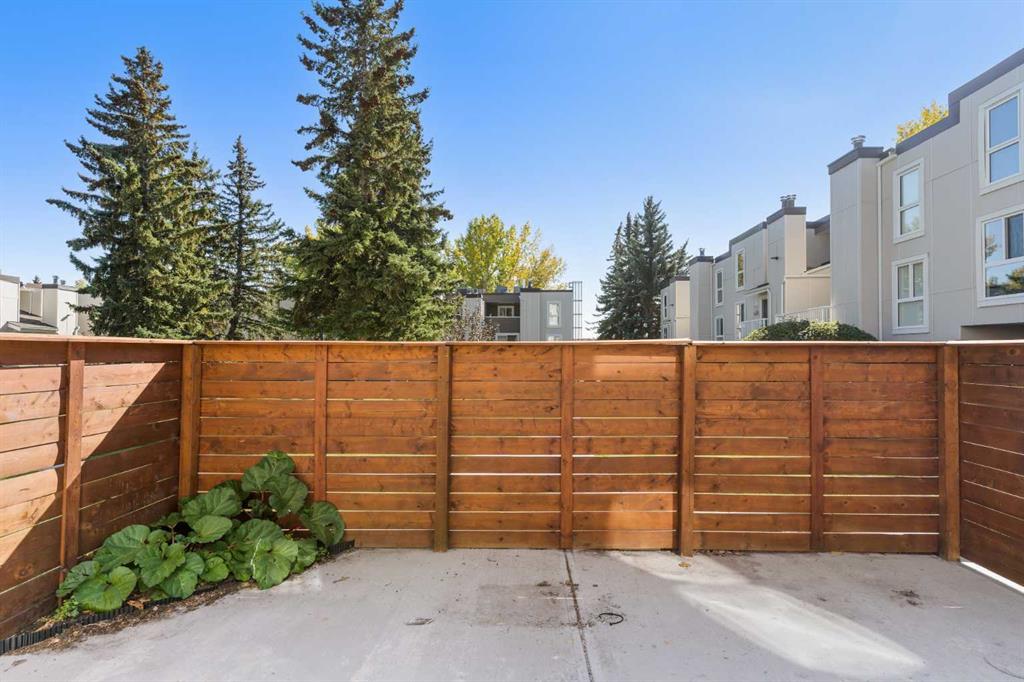 Listing A2081484 - Large Photo # 23