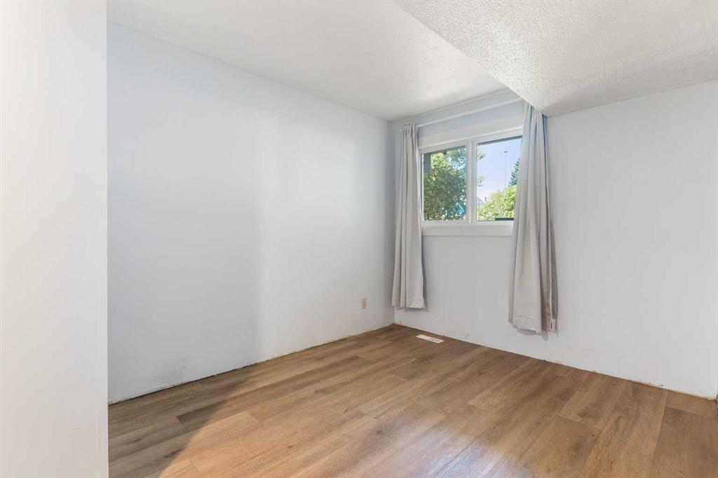 Listing A2081484 - Large Photo # 19