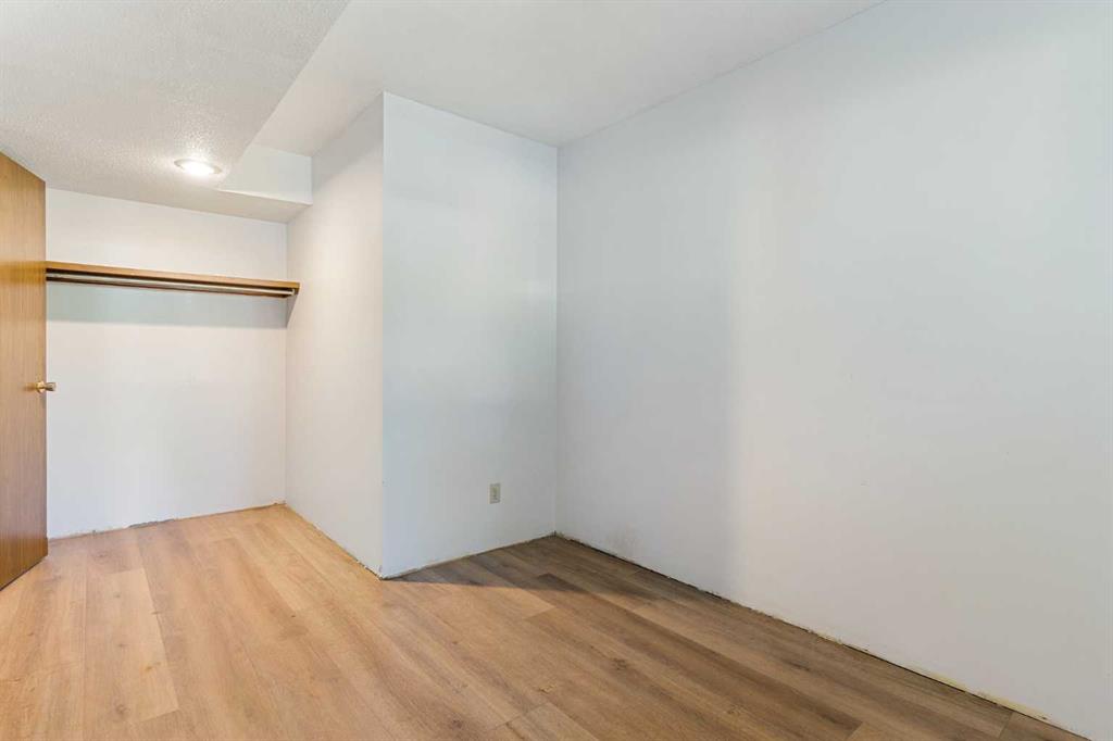 Listing A2081484 - Large Photo # 20