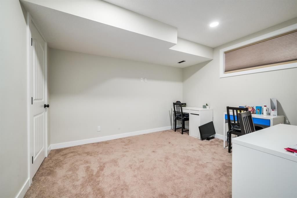 Listing A2081503 - Large Photo # 27