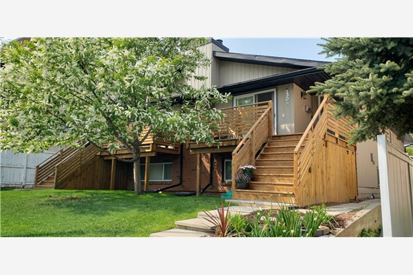 130 29 Avenue NW, Calgary