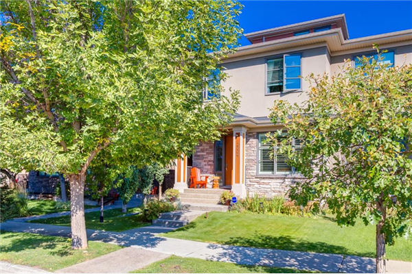 2204 Bowness Road NW, Calgary