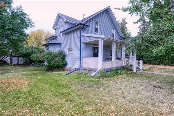 651 10 Avenue S, Carstairs