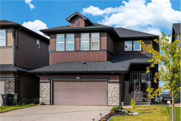 233 Crestmont Drive SW, Calgary