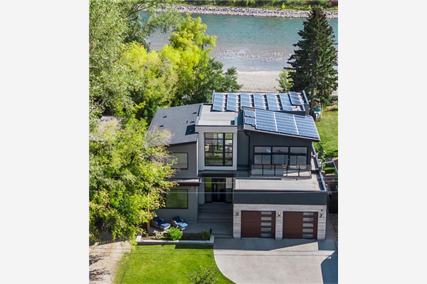 5848 Bow Crescent NW, Calgary