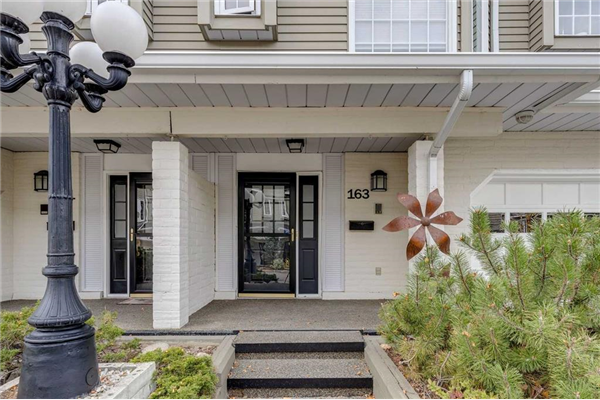 3437 42 Street NW, Calgary
