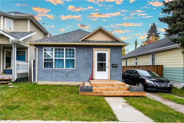 426 20 Avenue NW, Calgary