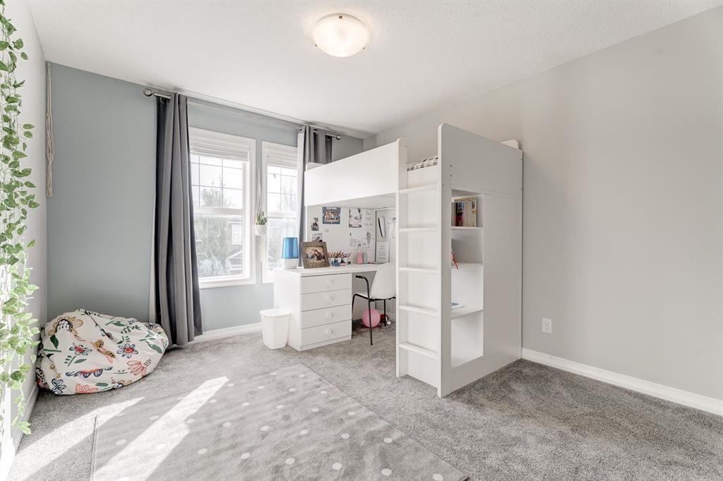 108 Ridge View Close