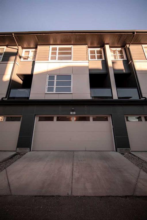 1008 Evansridge Park NW