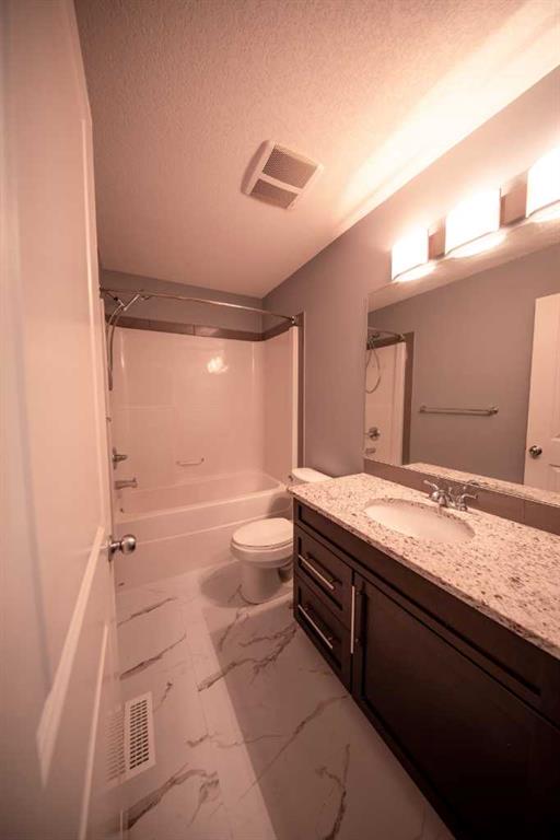 1008 Evansridge Park NW