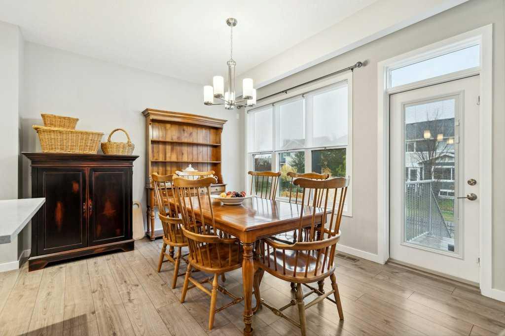 11 Sundown Way