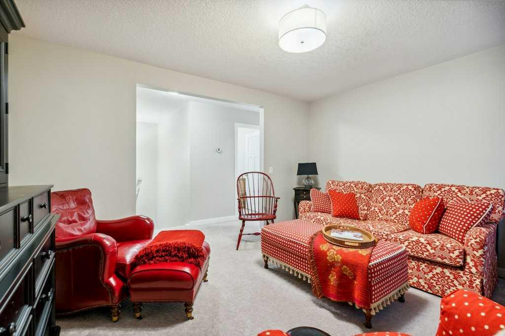 11 Sundown Way