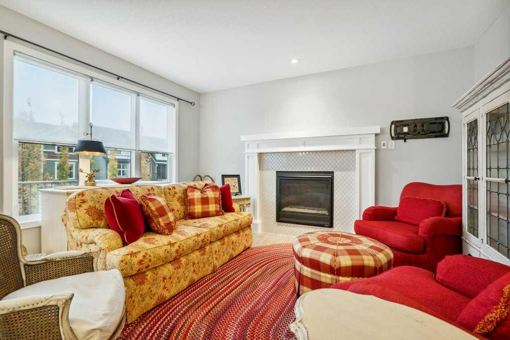 11 Sundown Way