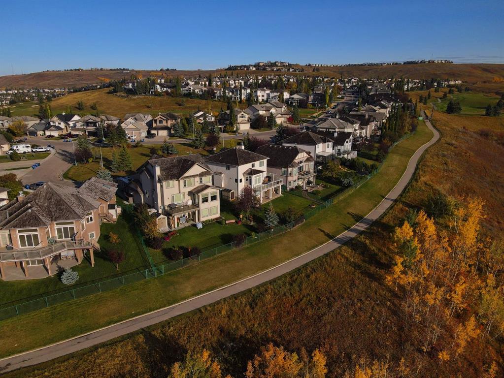 286 Gleneagles View