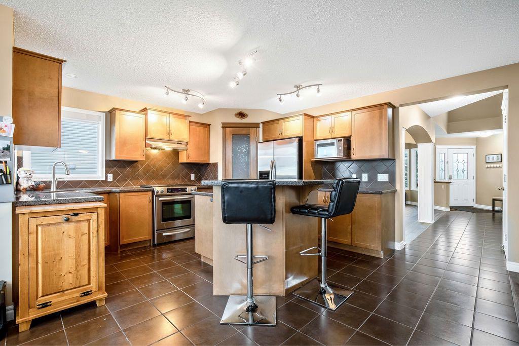 286 Gleneagles View