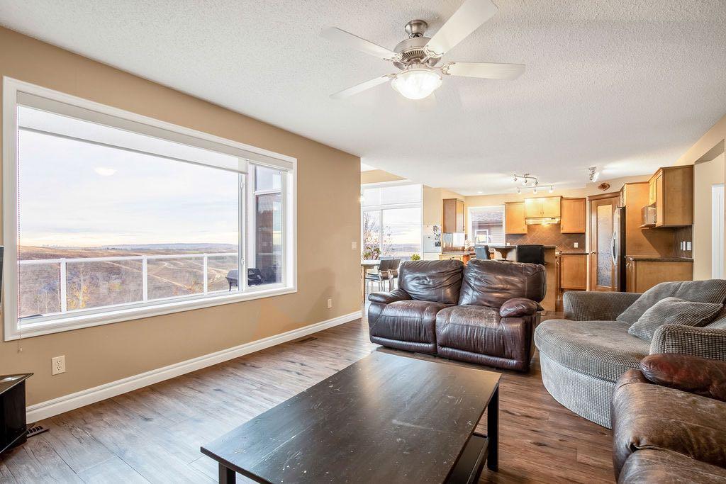 286 Gleneagles View