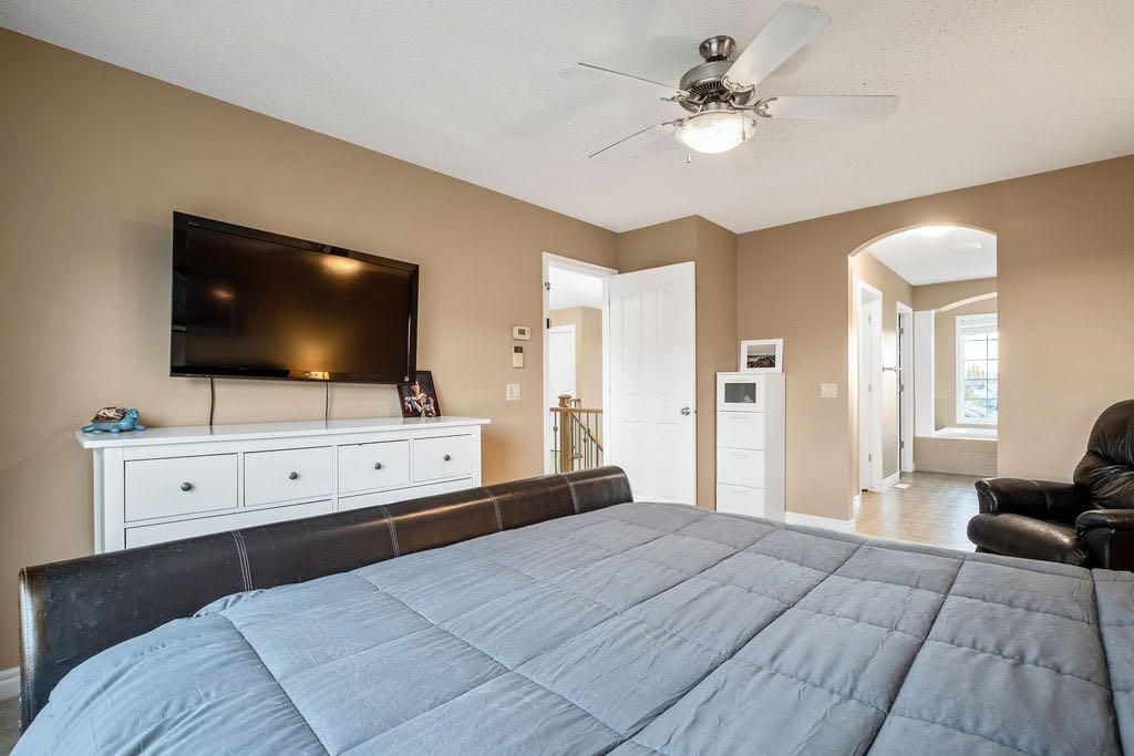 286 Gleneagles View