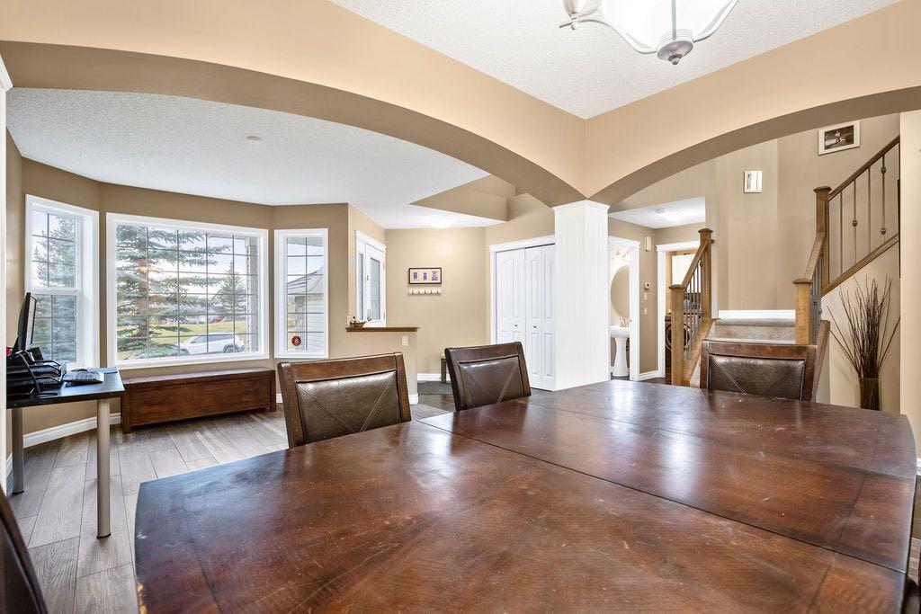 286 Gleneagles View