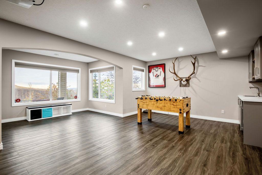 286 Gleneagles View