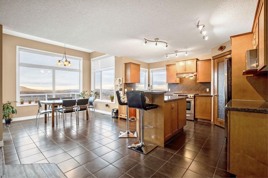 286 Gleneagles View